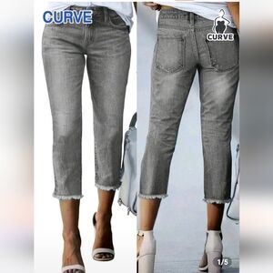 SHEIN Gray Ankle Cropped Jeans with Frayed Hem